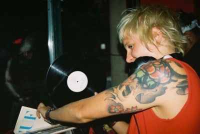 ARTEFACT DESCRIPTION